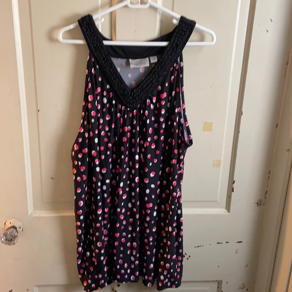 Avenue black tunic with pink/white dots